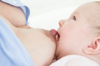 Baby aanleggen - borstvoedingsproducten